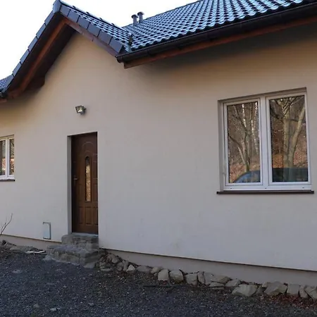 - W Urokliwym Miejscu Porabka