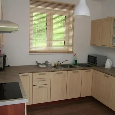 - W Urokliwym Miejscu Apartmán Porąbka