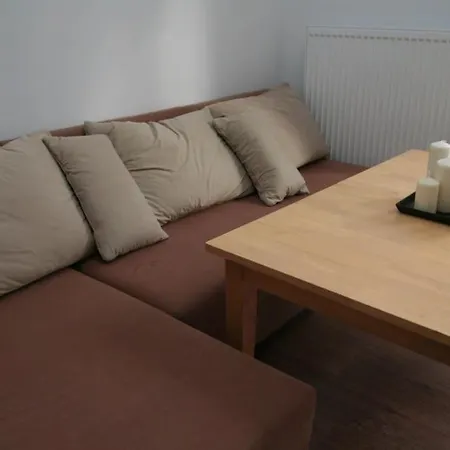 - W Urokliwym Miejscu Porąbka